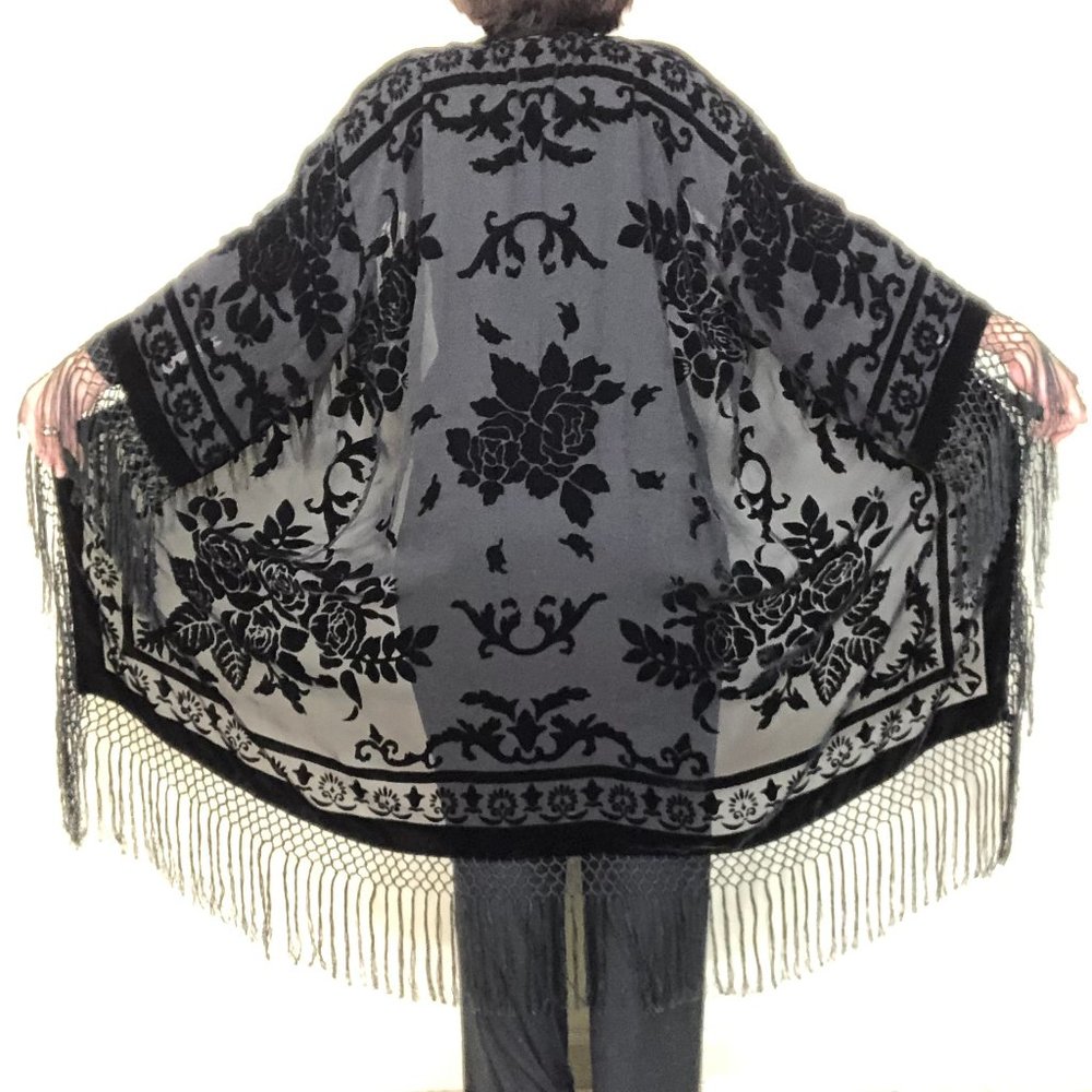 Open Front Fringed Floral Velvet Burnout Kimono - Picture 2 of 7